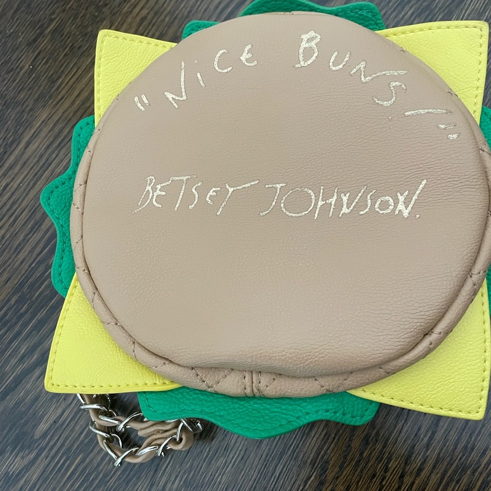 Betsey Johnson burger novelty purse